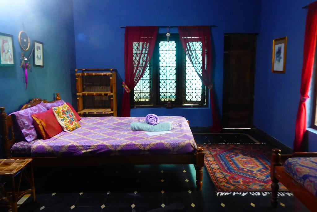 Отель Mk Gardens Surf & Yoga House Варкала Экстерьер фото