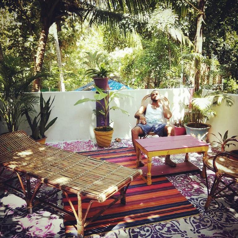 Отель Mk Gardens Surf & Yoga House Варкала Экстерьер фото